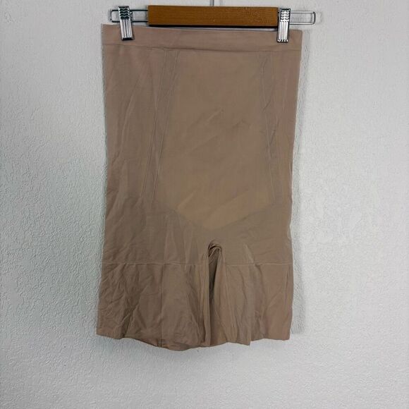Spanx Nude High Waisted Shaper Shorts Size XL - Picture 1 of 8